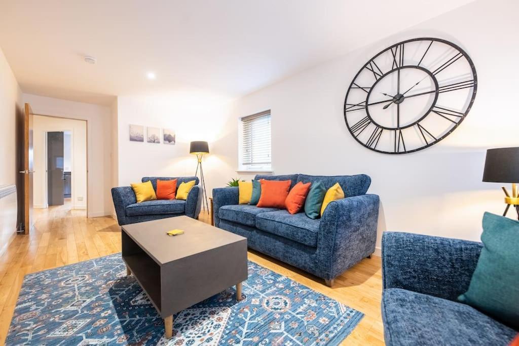 Modern City Centre Apartment In Inverness Ngoại thất bức ảnh